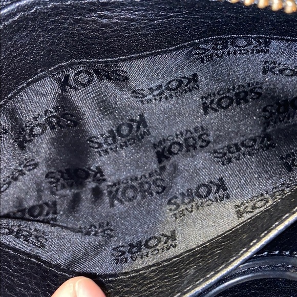 Michael Kors Wallet - Picture 6 of 6